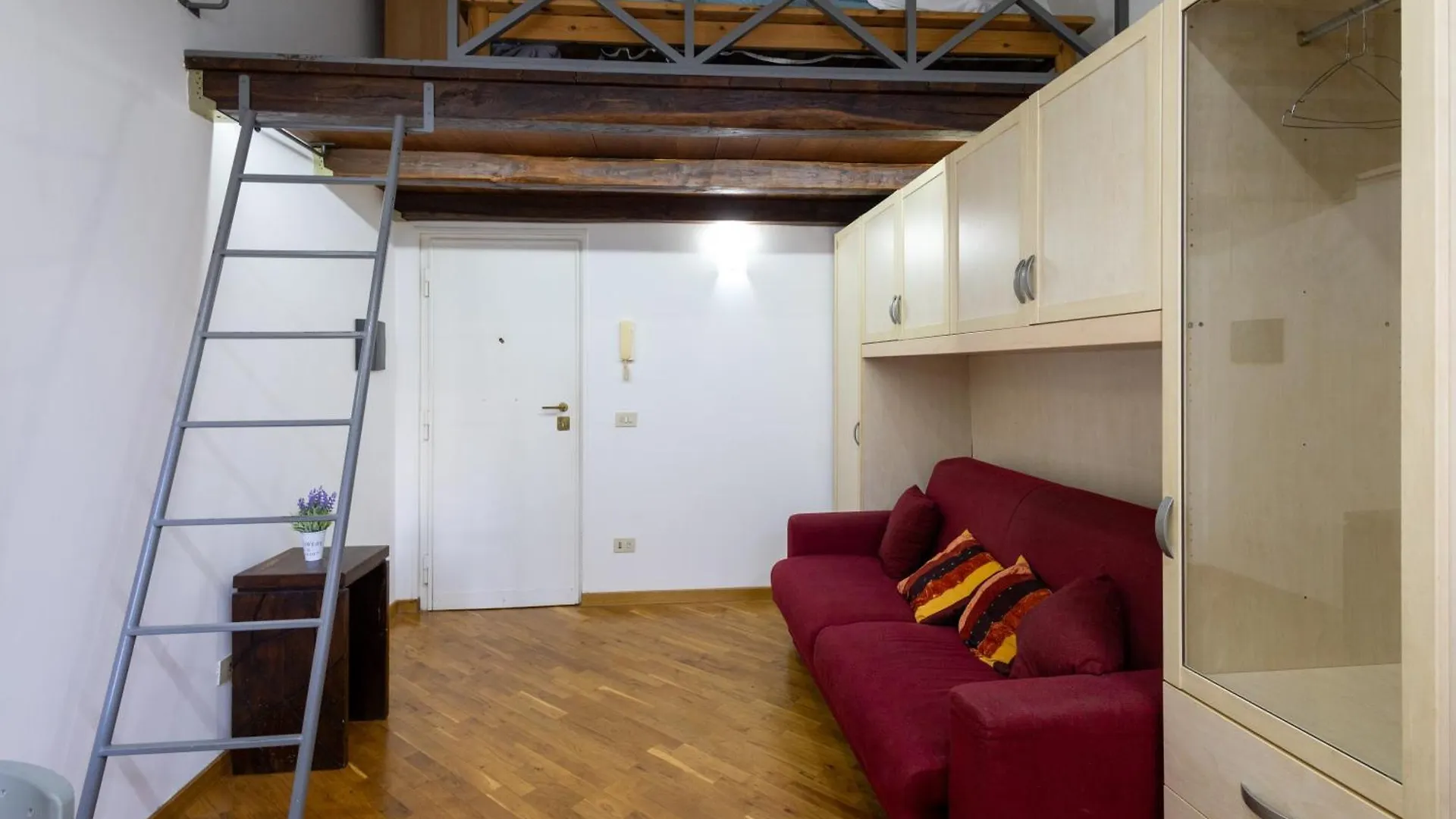 Pandosia Loft Apartment Rome Italy